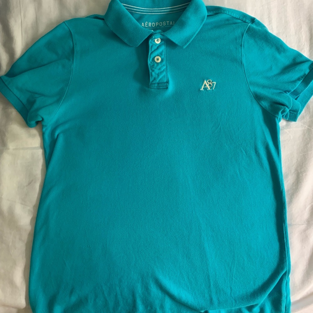 Men’s Aeropostale polo
